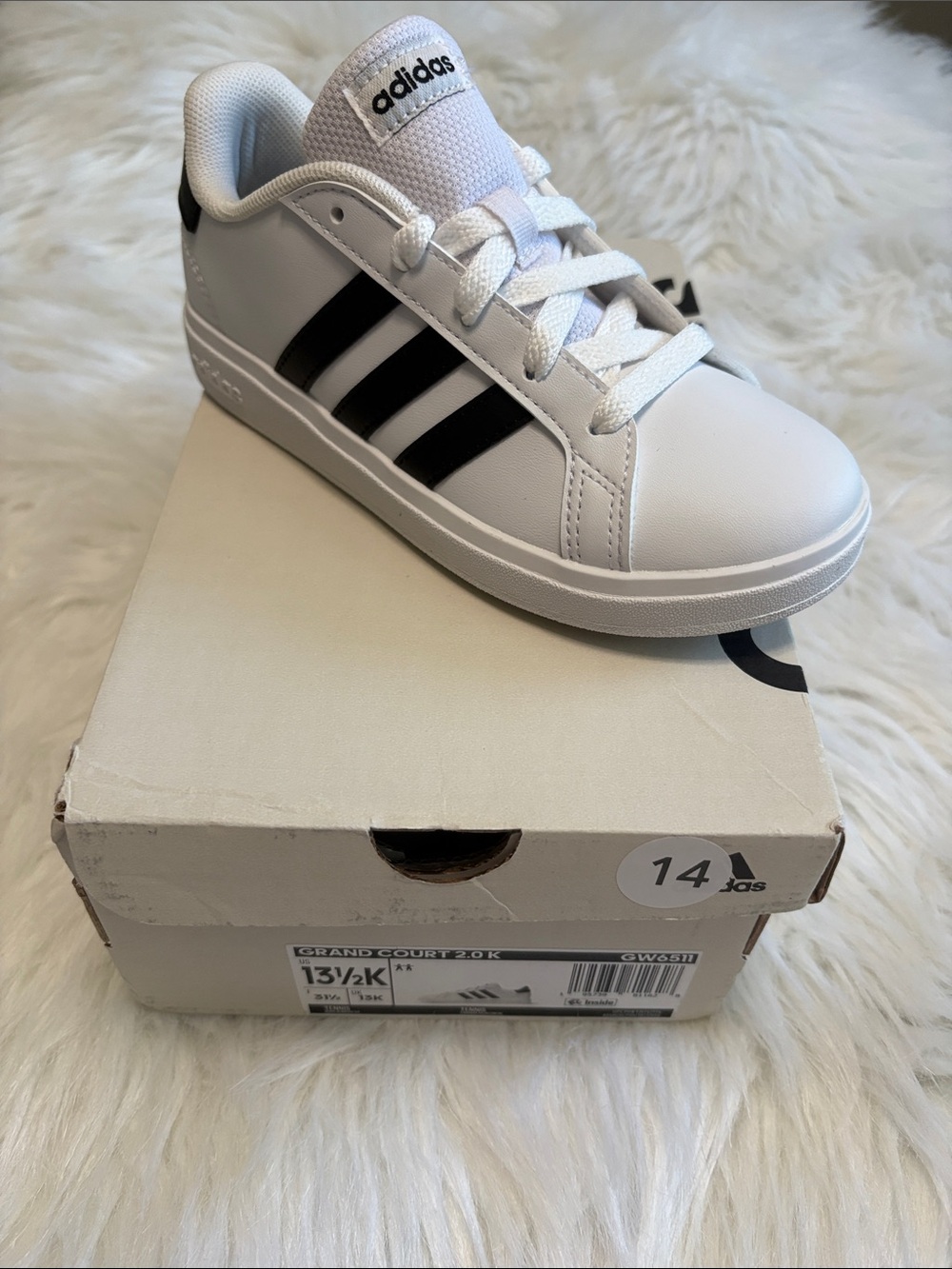 adidas Grand Court 2.0 K White Black Kids 13.5K NEW BOX
